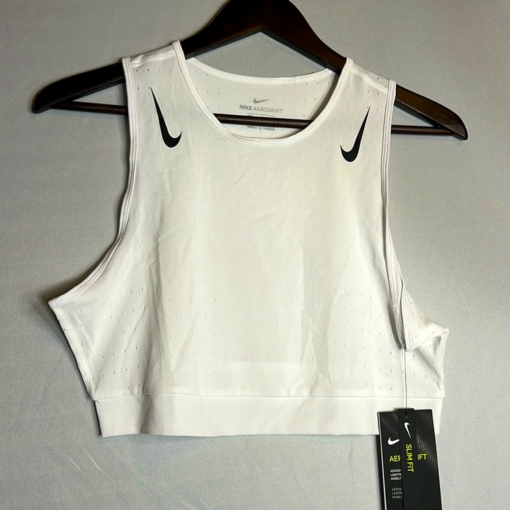 NWT Nike Aeroswift cropped tank top in white size L